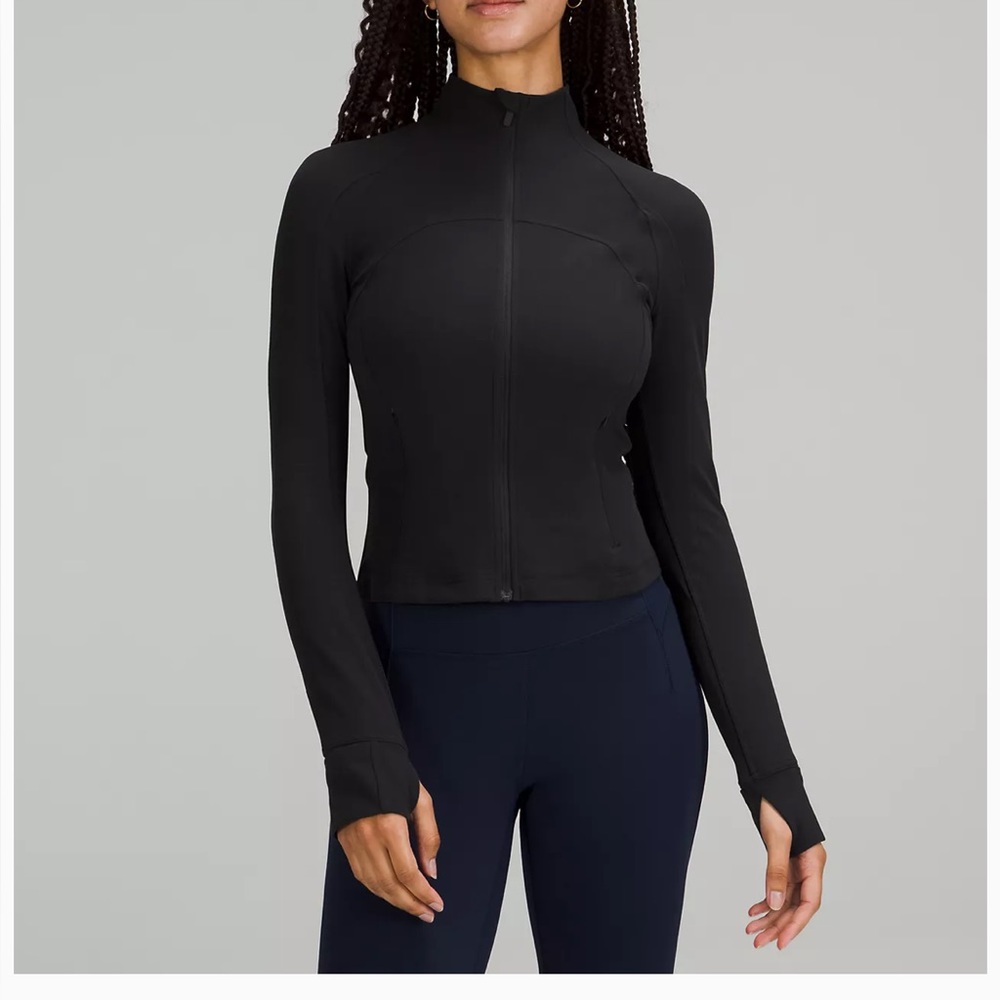 NWOT LULULEMON NULU DEFINE JACKET